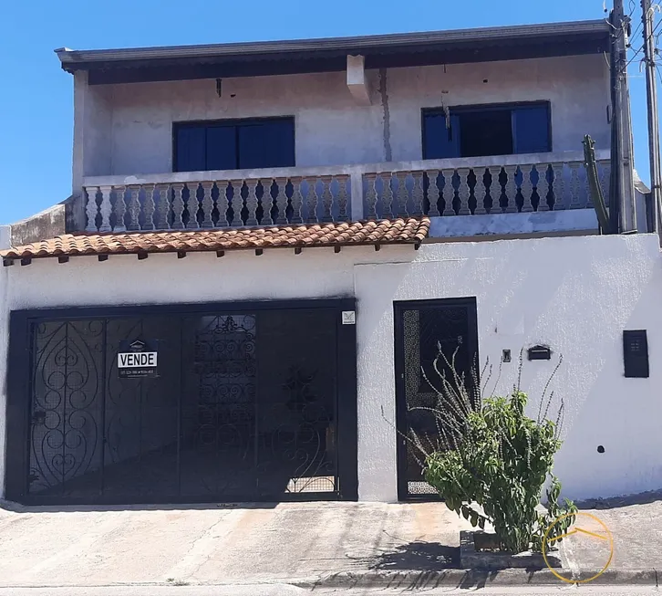 Foto 1 de Sobrado com 3 Quartos à venda, 221m² em Conjunto Habitacional Julio de Mesquita Filho, Sorocaba