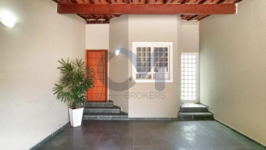 Foto 1 de Casa com 2 Quartos à venda, 85m² em Vila Flora, Salto