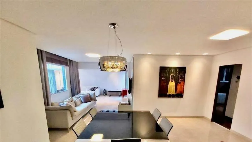 Foto 1 de Apartamento com 3 Quartos à venda, 170m² em Itapoã, Belo Horizonte