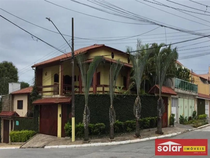 Foto 1 de Sobrado com 3 Quartos à venda, 260m² em Vila Sao Francisco (Zona Leste), São Paulo