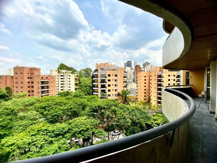 Foto 1 de Apartamento com 4 Quartos à venda, 165m² em Jardim Ampliação, São Paulo