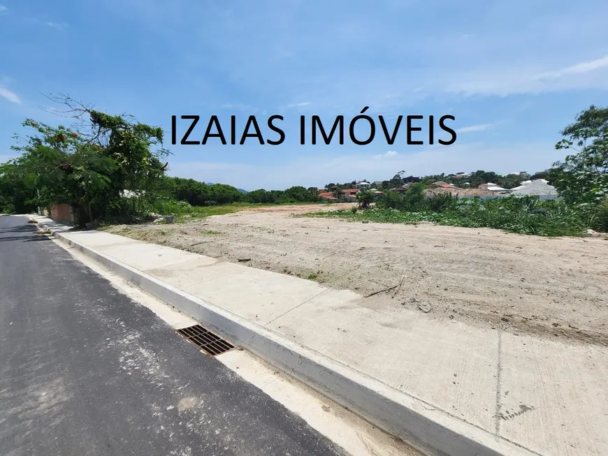 Foto 1 de Lote/Terreno à venda, 450m² em Porto da Roca I, Saquarema