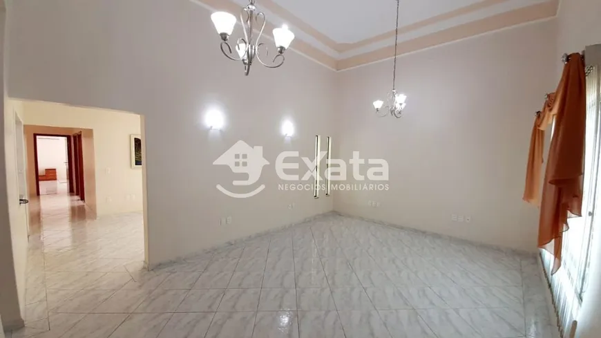 Foto 1 de Casa com 3 Quartos à venda, 240m² em Jardim Santa Rosalia, Sorocaba