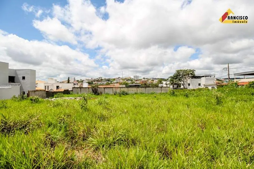 Foto 1 de Lote/Terreno à venda, 360m² em Rancho Alegre, Divinópolis