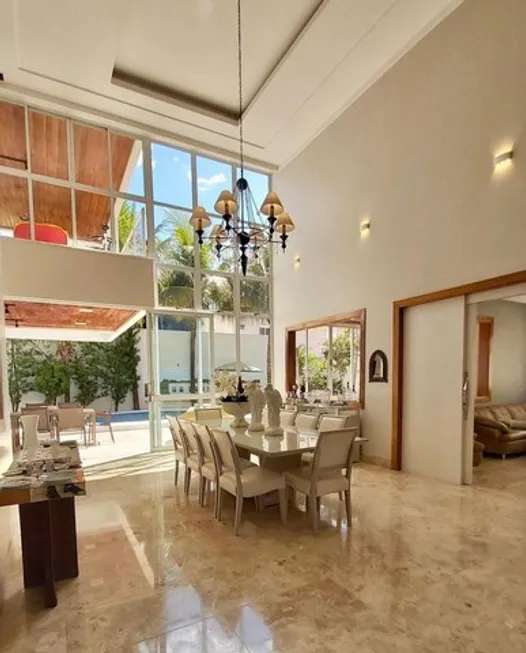 Foto 1 de Casa de Condomínio com 4 Quartos à venda, 535m² em Loteamento Alphaville Residencial , Goiânia