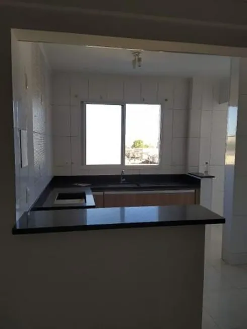 Foto 1 de Apartamento com 2 Quartos à venda, 50m² em Santa Mônica, Uberlândia