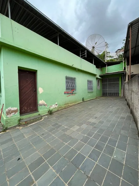 Foto 1 de Casa com 3 Quartos à venda, 98m² em Rasa, Ponte Nova
