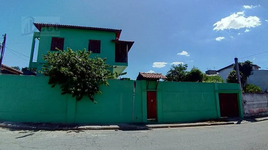 Foto 1 de Sobrado com 6 Quartos à venda, 350m² em Vila Curuçá, São Paulo
