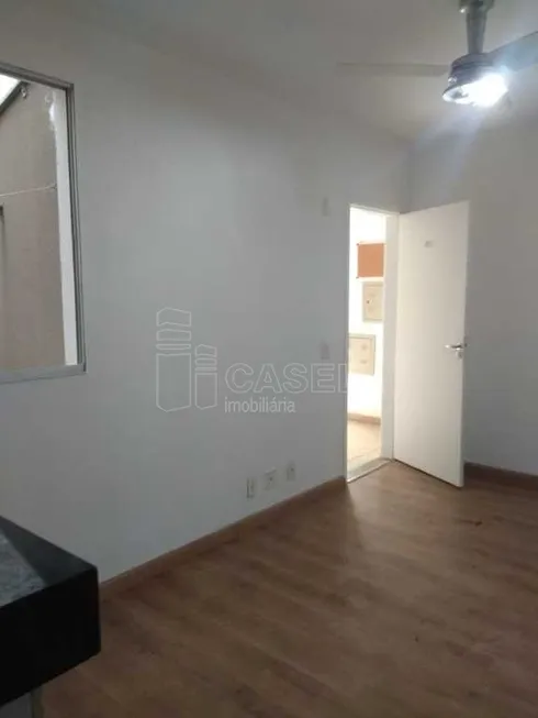 Foto 1 de Apartamento com 2 Quartos para alugar, 49m² em Jardim Universal, Araraquara