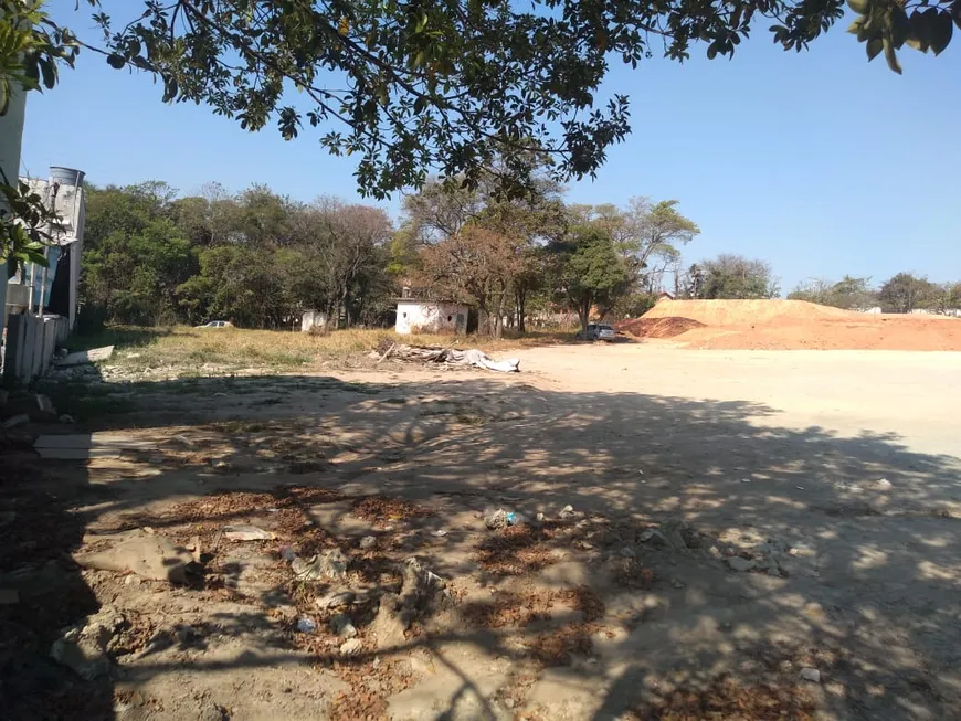 Foto 1 de Lote/Terreno para alugar em Pedra Azul, Contagem