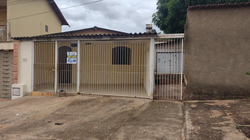 Foto 1 de Casa com 3 Quartos à venda, 85m² em Ipiranga, Goiânia