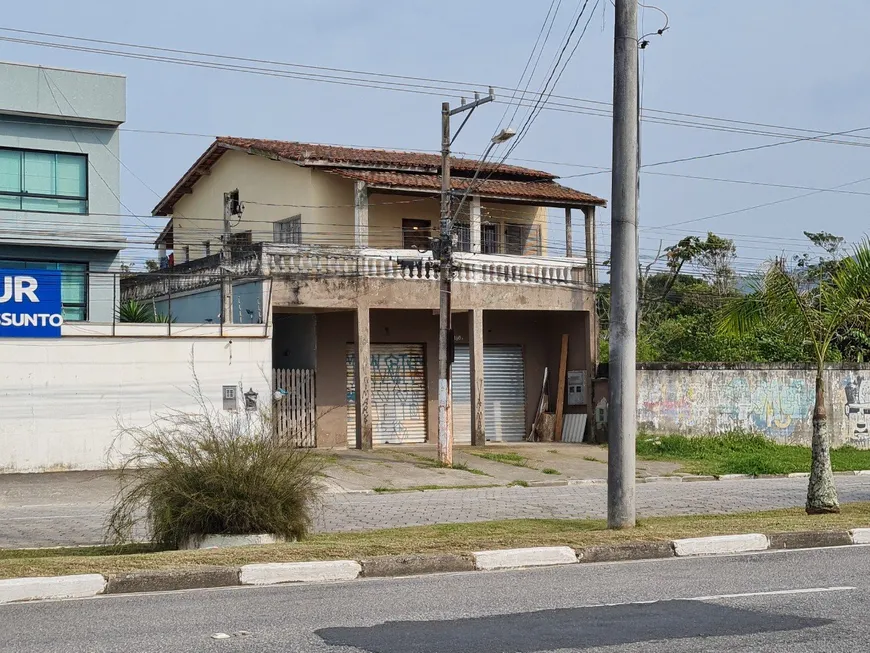 Foto 1 de Casa com 3 Quartos à venda, 270m² em Indaiá, Caraguatatuba