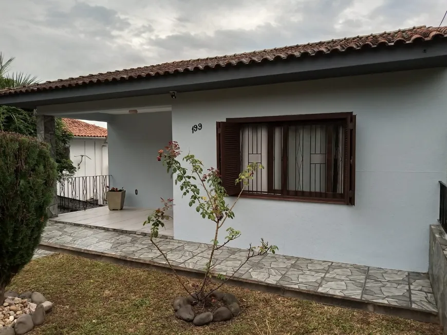 Foto 1 de Casa com 3 Quartos à venda, 251m² em Tarumã, Viamão