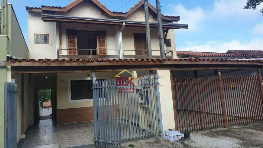 Foto 1 de Sobrado com 3 Quartos à venda, 150m² em Bosque dos Eucaliptos, São José dos Campos