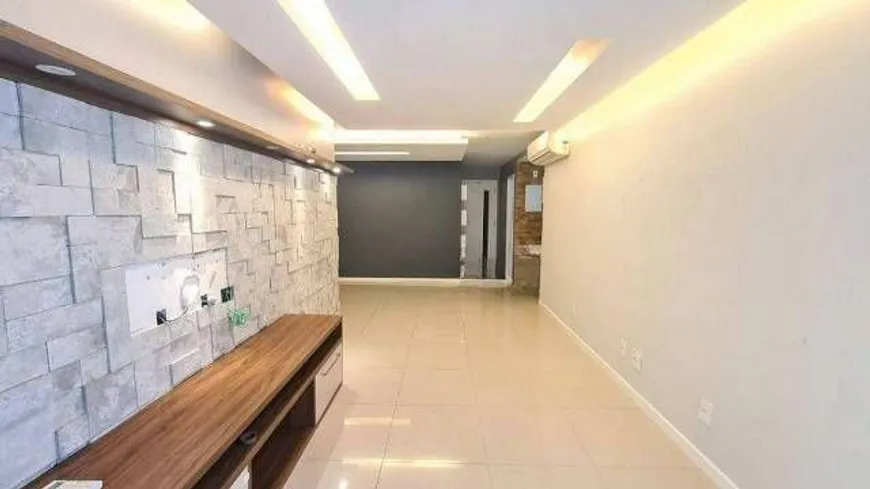 Foto 1 de Apartamento com 3 Quartos à venda, 120m² em Charitas, Niterói