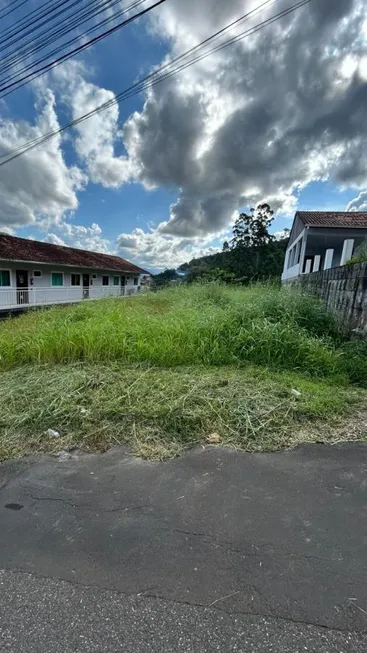 Foto 1 de Lote/Terreno à venda, 386m² em Nova Esperança, Guaramirim
