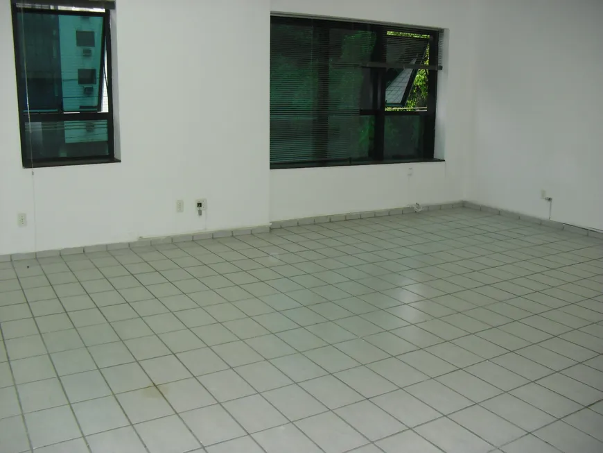 Foto 1 de Sala Comercial para venda ou aluguel, 35m² em Vila Matias, Santos