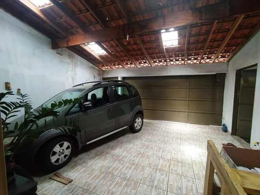 Foto 1 de Casa com 3 Quartos à venda, 120m² em Tubalina, Uberlândia
