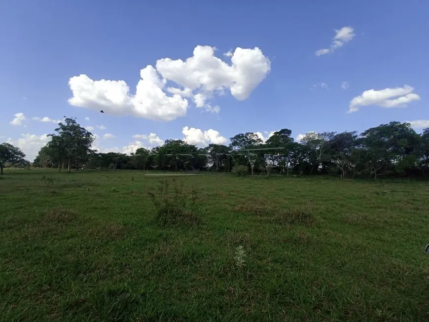 Foto 1 de Fazenda/Sítio à venda, 22000m² em Varjão, São Carlos