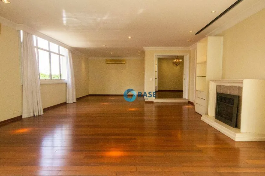Foto 1 de Apartamento com 4 Quartos à venda, 320m² em Vila Suzana, São Paulo