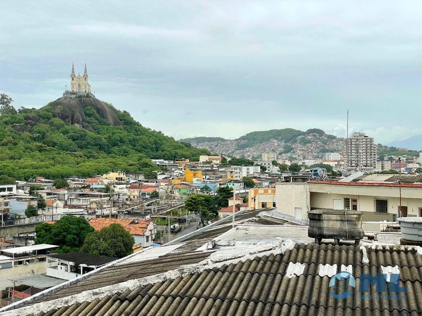 Foto 1 de Apartamento com 2 Quartos para venda ou aluguel, 47m² em Olaria, Rio de Janeiro