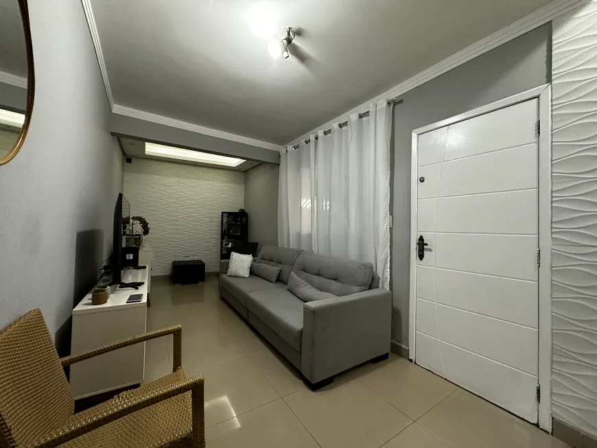 Foto 1 de Sobrado com 3 Quartos à venda, 90m² em Caneleira, Santos