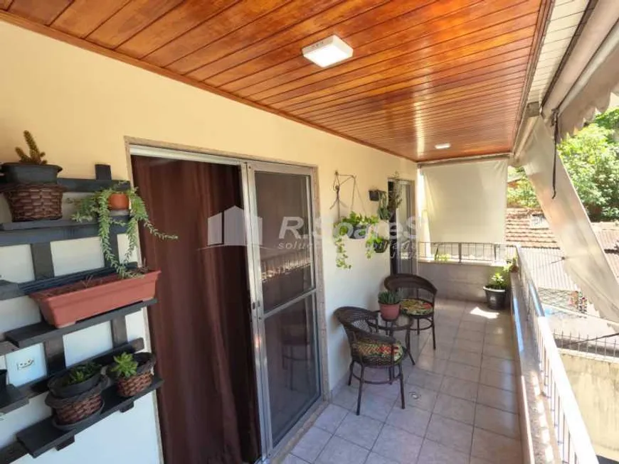 Foto 1 de Apartamento com 2 Quartos à venda, 80m² em  Vila Valqueire, Rio de Janeiro