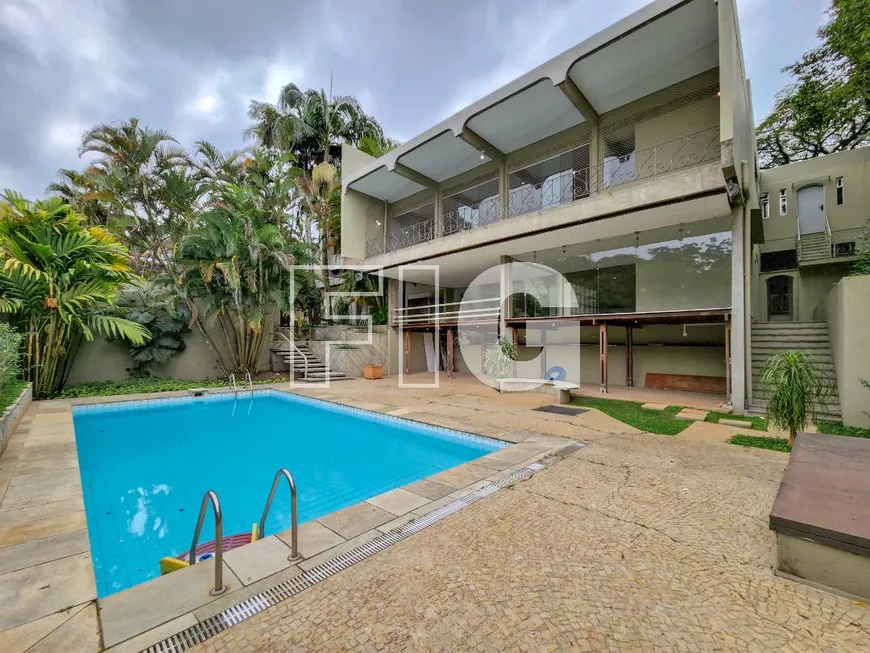 Foto 1 de Casa com 5 Quartos para venda ou aluguel, 900m² em Paineiras do Morumbi, São Paulo