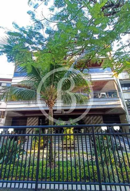 Foto 1 de Apartamento com 3 Quartos à venda, 180m² em Jardim Oceanico, Rio de Janeiro