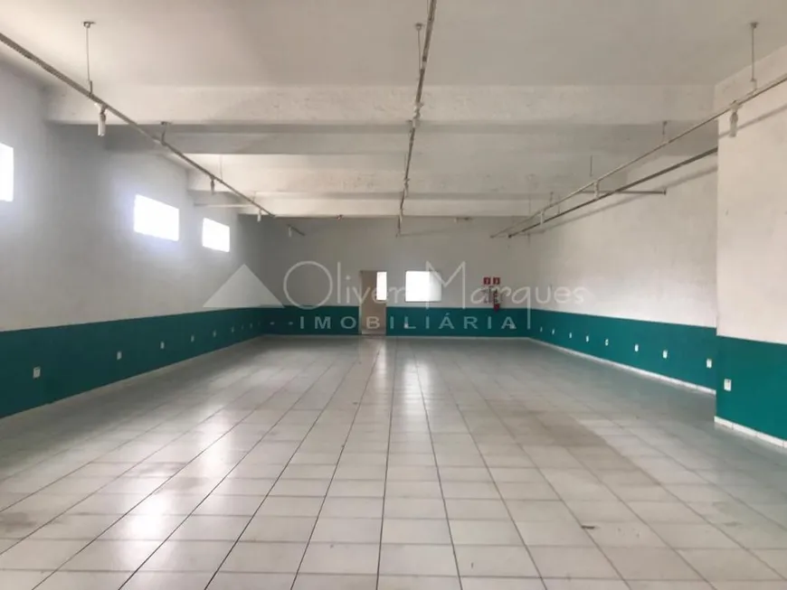 Foto 1 de Prédio Comercial com 3 Quartos para alugar, 700m² em Jaguaré, São Paulo