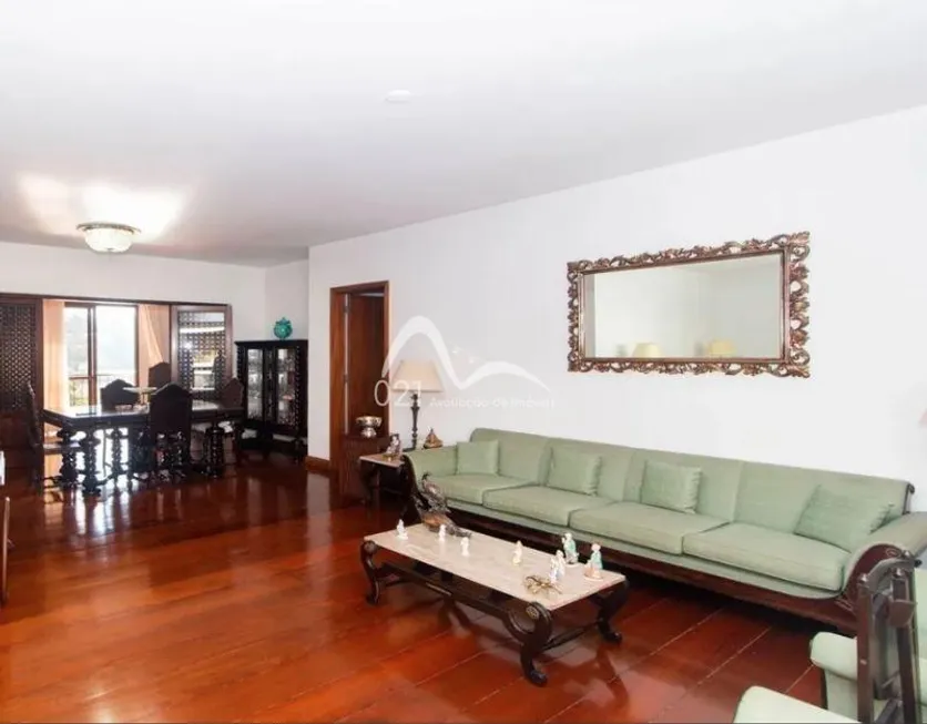 Foto 1 de Apartamento com 4 Quartos à venda, 204m² em Leblon, Rio de Janeiro