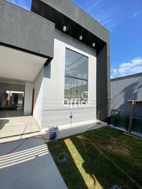 Foto 1 de Casa com 3 Quartos à venda, 107m² em Residencial Cerejeiras , Anápolis