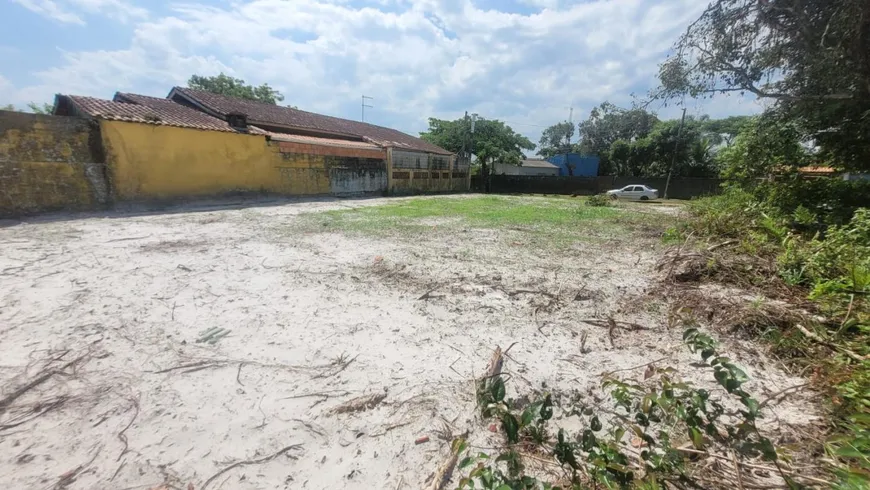 Foto 1 de Lote/Terreno à venda em Jardim Jamaica, Itanhaém