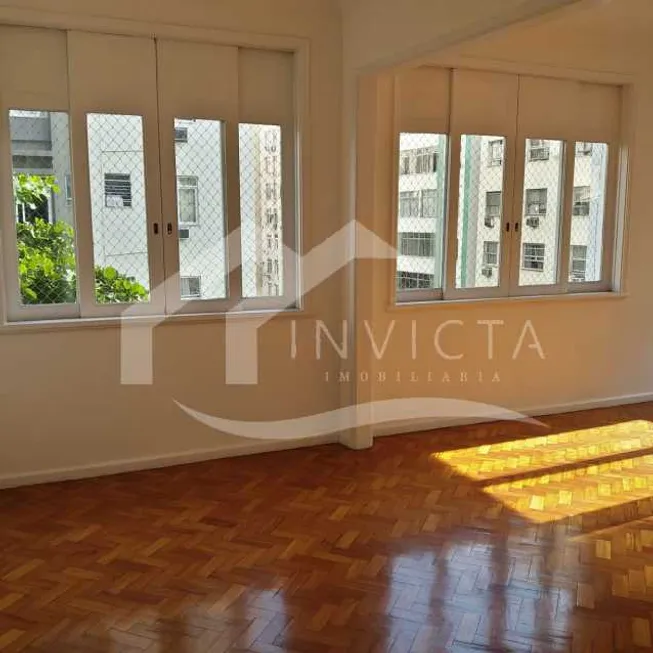 Foto 1 de Apartamento com 3 Quartos à venda, 110m² em Copacabana, Rio de Janeiro