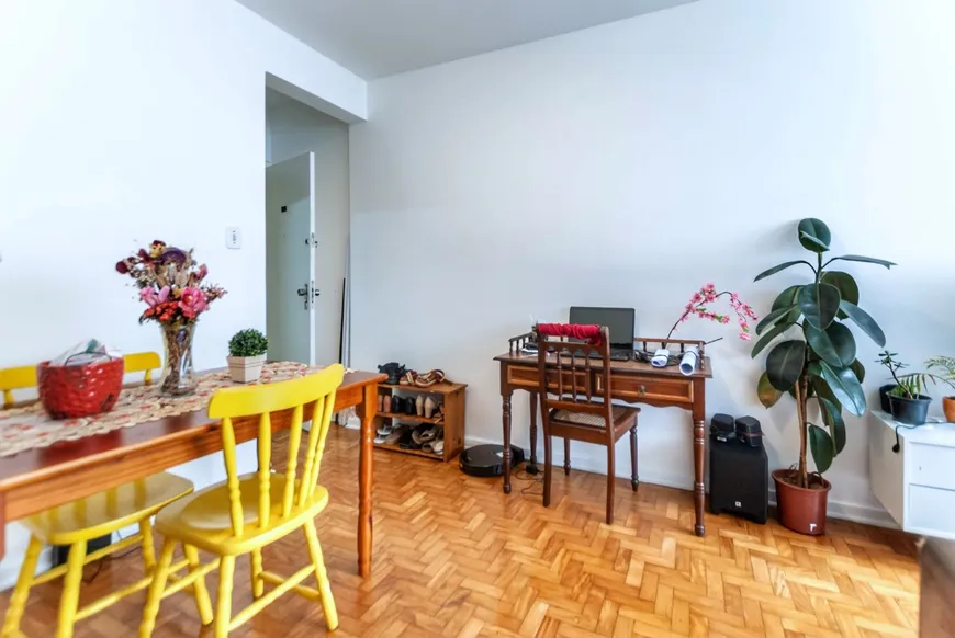 Foto 1 de Apartamento com 3 Quartos à venda, 70m² em Bela Vista, São Paulo