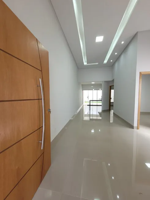 Foto 1 de Casa com 3 Quartos à venda, 180m² em Residencial Alice Barbosa, Goiânia