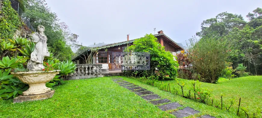 Foto 1 de Casa de Condomínio com 6 Quartos à venda, 1040m² em Mury, Nova Friburgo