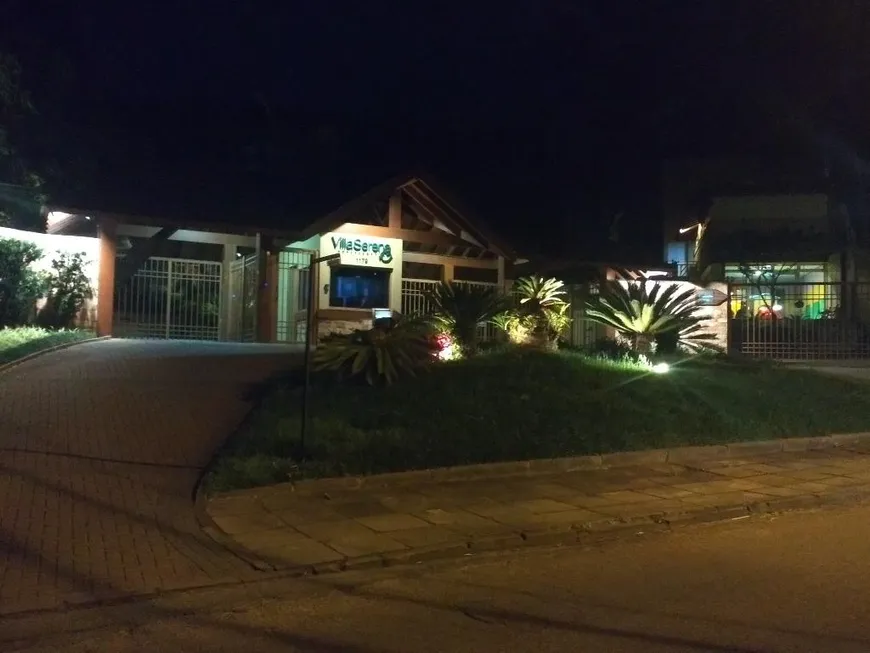 Foto 1 de Casa de Condomínio com 2 Quartos à venda, 241m² em Teresópolis, Porto Alegre