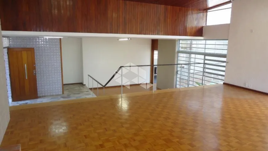 Foto 1 de Casa com 4 Quartos à venda, 550m² em Menino Deus, Porto Alegre