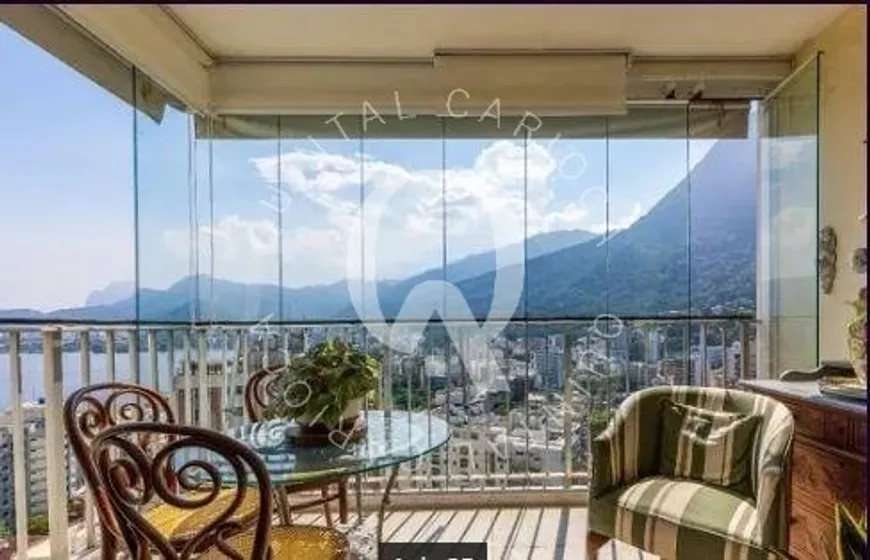 Foto 1 de Apartamento com 4 Quartos à venda, 142m² em Lagoa, Rio de Janeiro