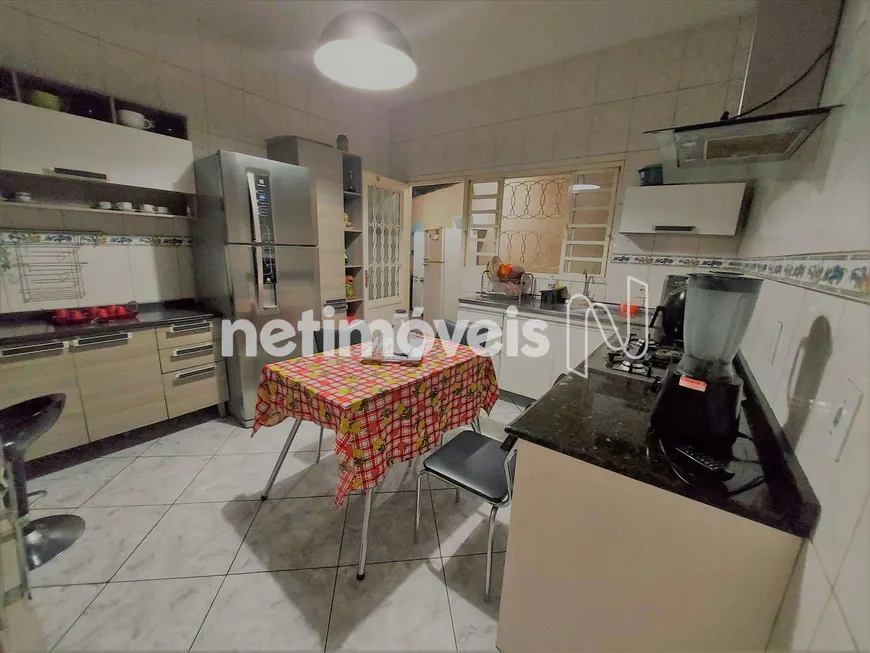 Foto 1 de Casa com 2 Quartos à venda, 80m² em Pindorama, Belo Horizonte