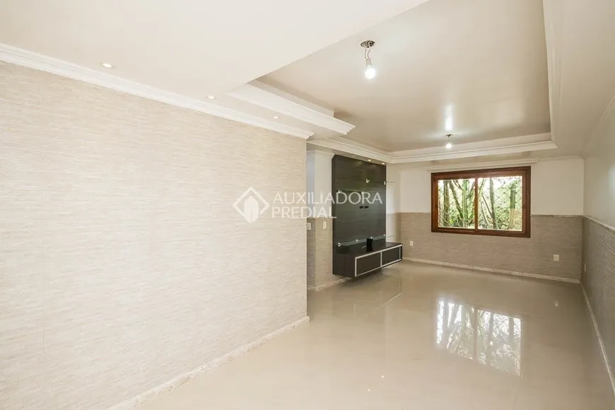 Foto 1 de Casa de Condomínio com 3 Quartos para alugar, 110m² em Espiríto Santo, Porto Alegre