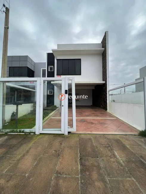Foto 1 de Casa com 3 Quartos à venda, 200m² em Laranjal, Pelotas