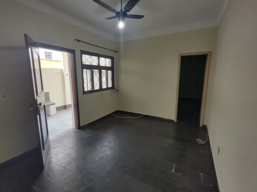 Foto 1 de Apartamento com 2 Quartos à venda, 50m² em Paquetá, Rio de Janeiro