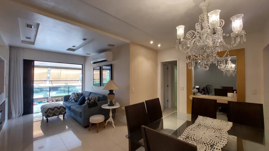 Foto 1 de Apartamento com 3 Quartos para alugar, 120m² em Barra da Tijuca, Rio de Janeiro