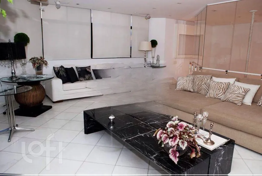 Foto 1 de Apartamento com 2 Quartos à venda, 320m² em Vila Andrade, São Paulo