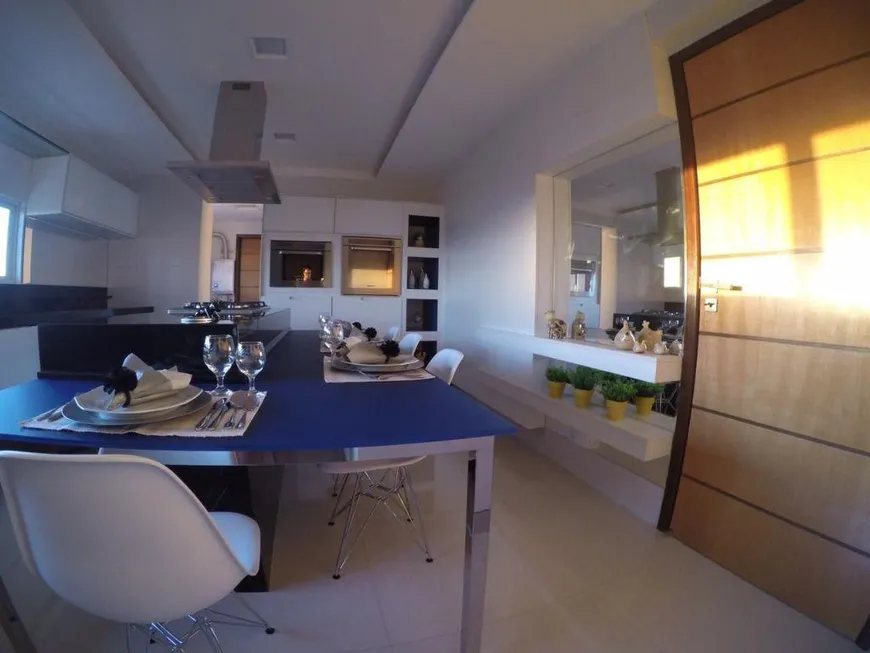 Foto 1 de Apartamento com 4 Quartos à venda, 230m² em Miramar, João Pessoa