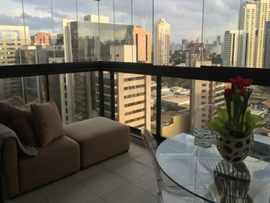 Foto 1 de Flat com 1 Quarto para alugar, 68m² em Vila Olímpia, São Paulo