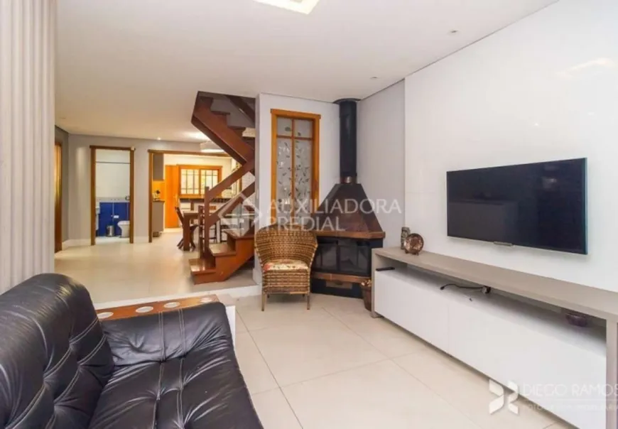 Foto 1 de Casa de Condomínio com 3 Quartos à venda, 275m² em Vila Boa Vista, Barueri