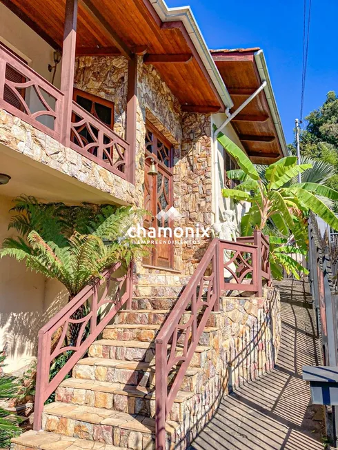 Foto 1 de Casa com 3 Quartos à venda, 270m² em Aparecida, Flores da Cunha